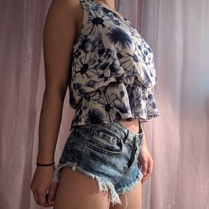 Floral crop top (size: s)